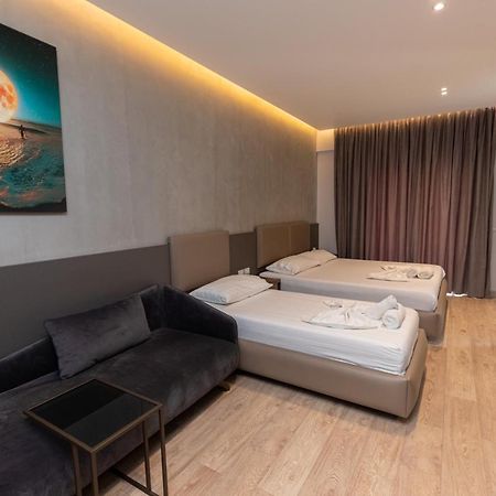 Novus Rooms Vlorë Exteriör bild