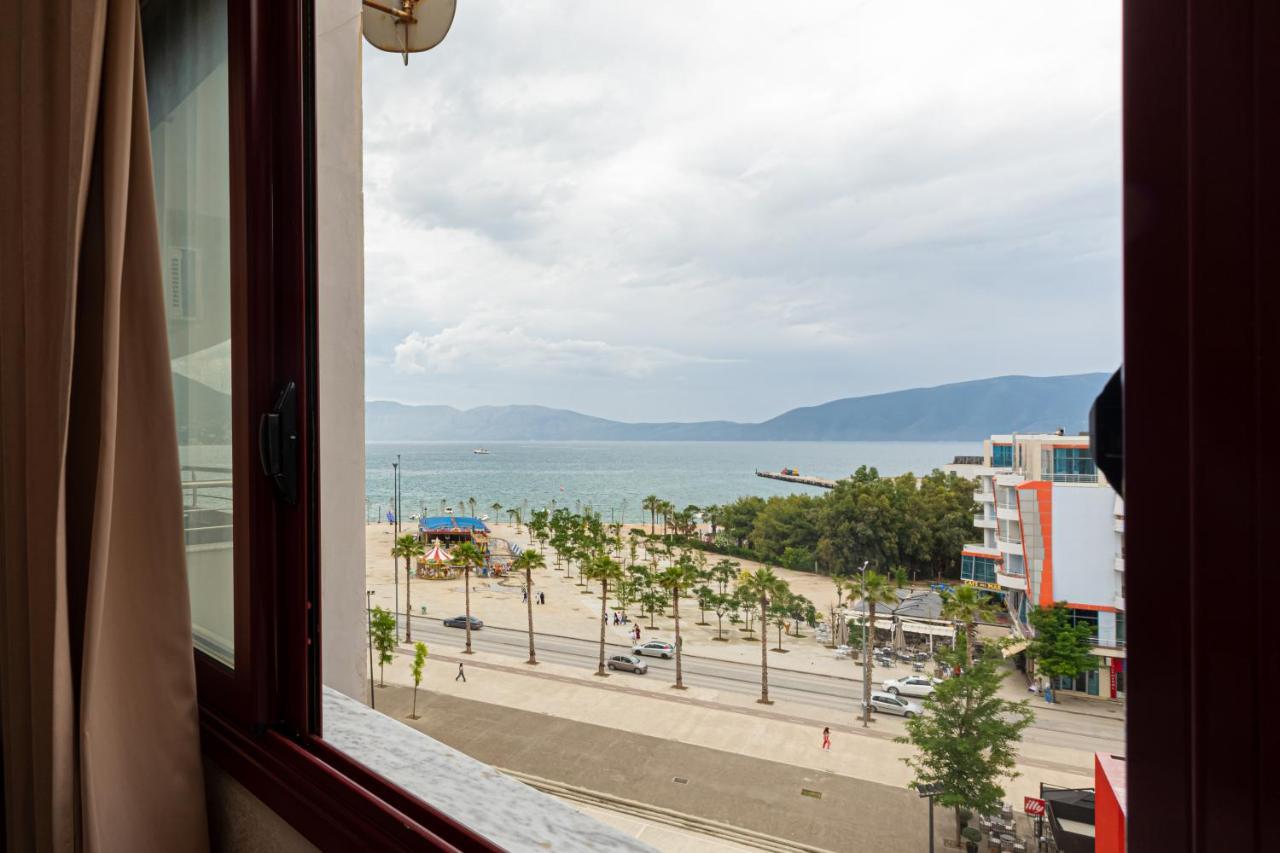 Novus Rooms Vlorë Exteriör bild