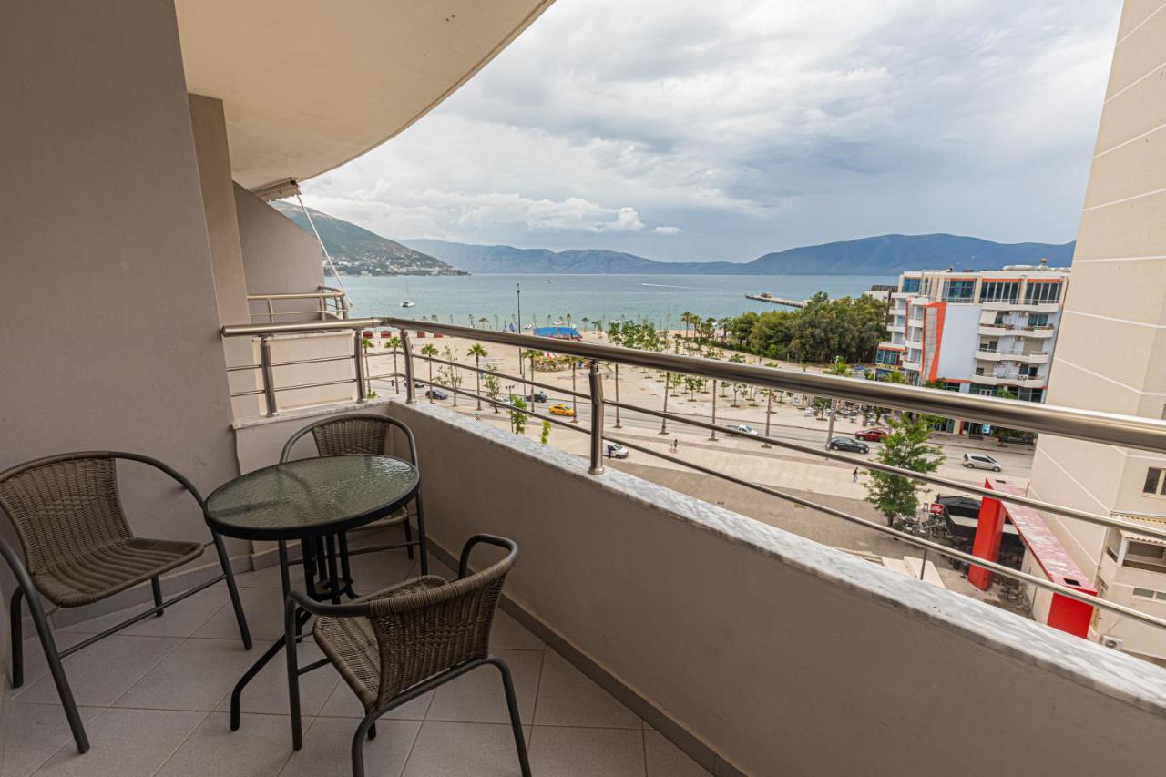 Novus Rooms Vlorë Exteriör bild