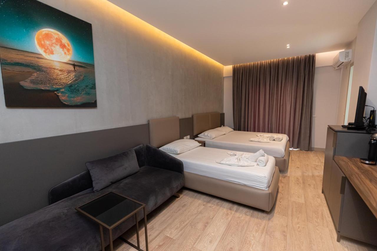 Novus Rooms Vlorë Exteriör bild