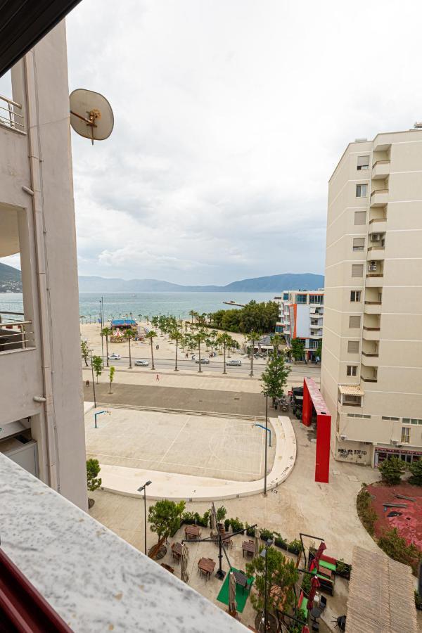 Novus Rooms Vlorë Exteriör bild